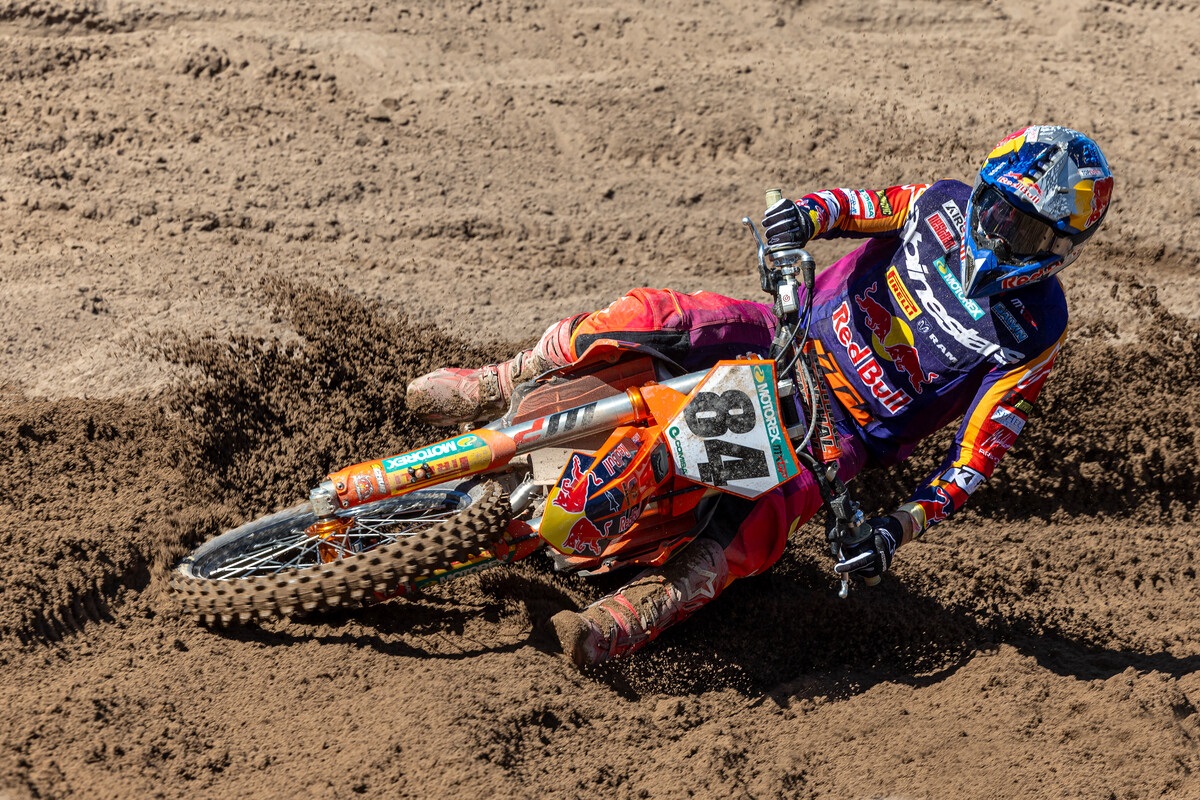Jeffrey Herlings op podium in Zweden - Motocrossplanet, image size:1200x800