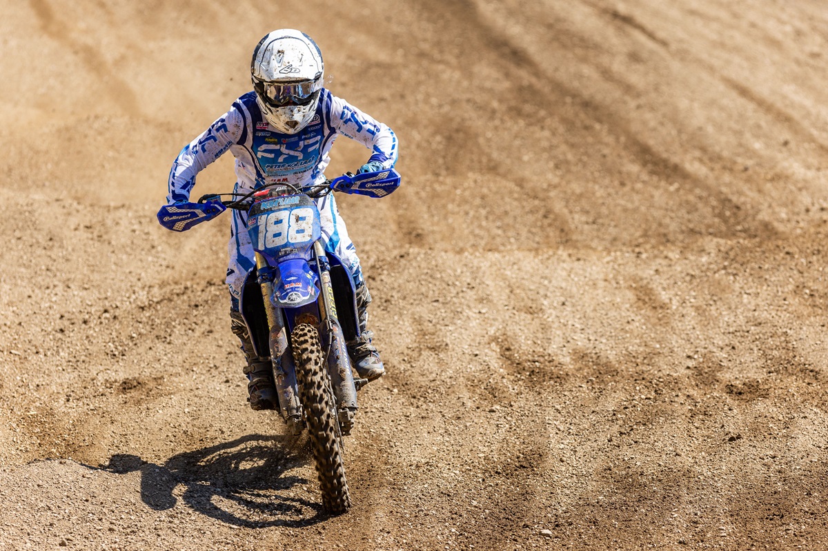 Shana van der Vlist terug op de motor