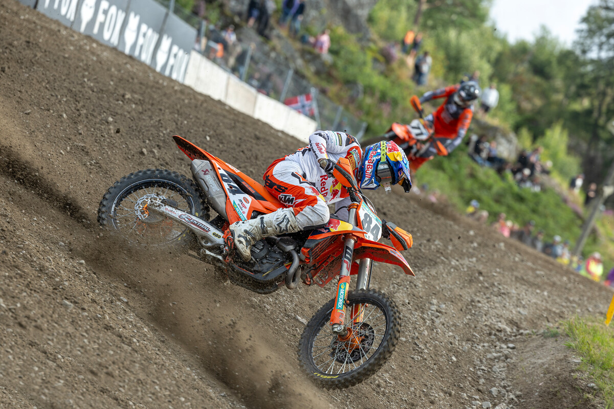 JEFFREY HERLINGS WINS MOTO 1 IN MXGP OF INDONESIA; SECOND IN MOTO 2 FO |  Alpinestars® Official Store, image size:1200x800