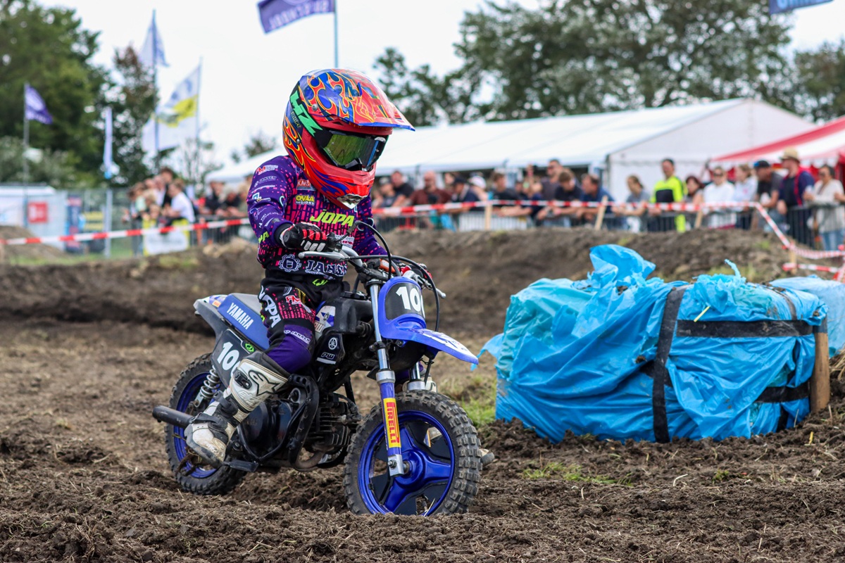 Jeugd en dames gezocht voor 33e Motorcross Aagtekerke