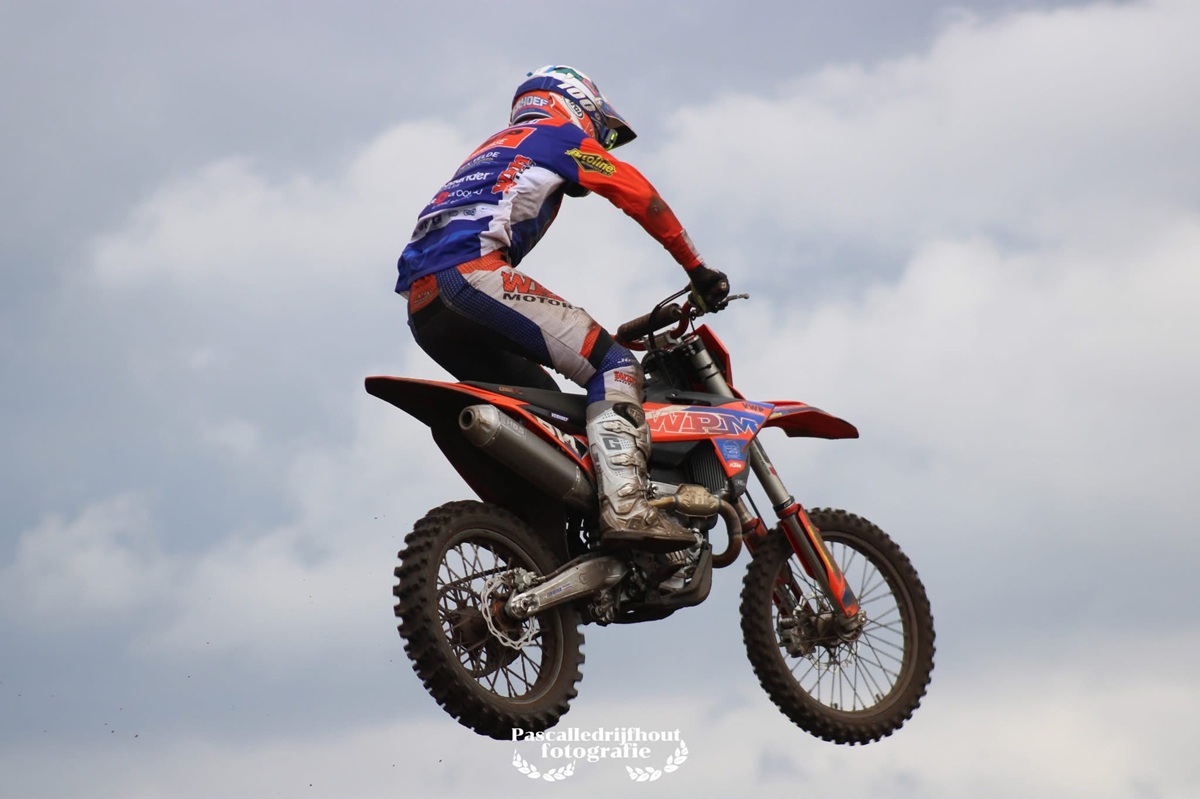 Maik Verhoef kent moeilijke MX Nationals wedstrijd in Berghem