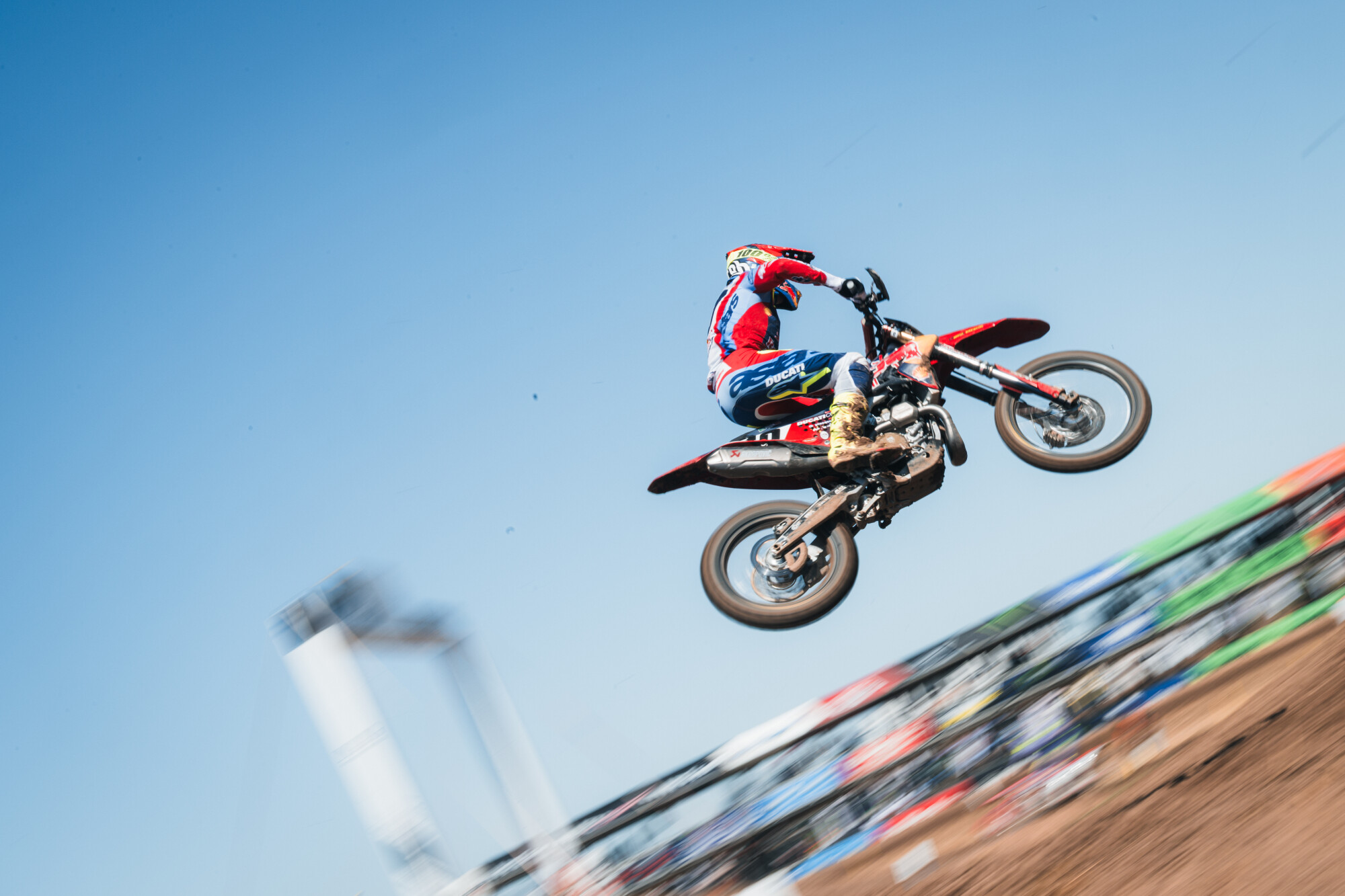 Calvin Vlaanderen negende tijdens MXGP van Turkije, ziekte speelt Bonacorsi parten